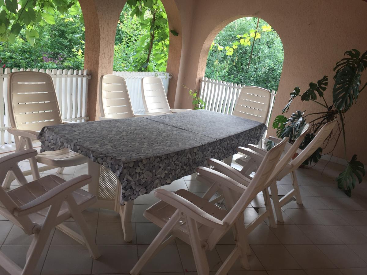 Private House Apartment Берегово Екстериор снимка